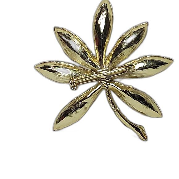 Vintage Goldtone metal Floral Brooch Pin 2.25 x 2.25" - Picture 3 of 3